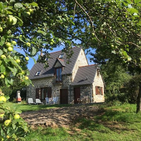The Gingerbread House Cottage Beauficel ภายนอก รูปภาพ